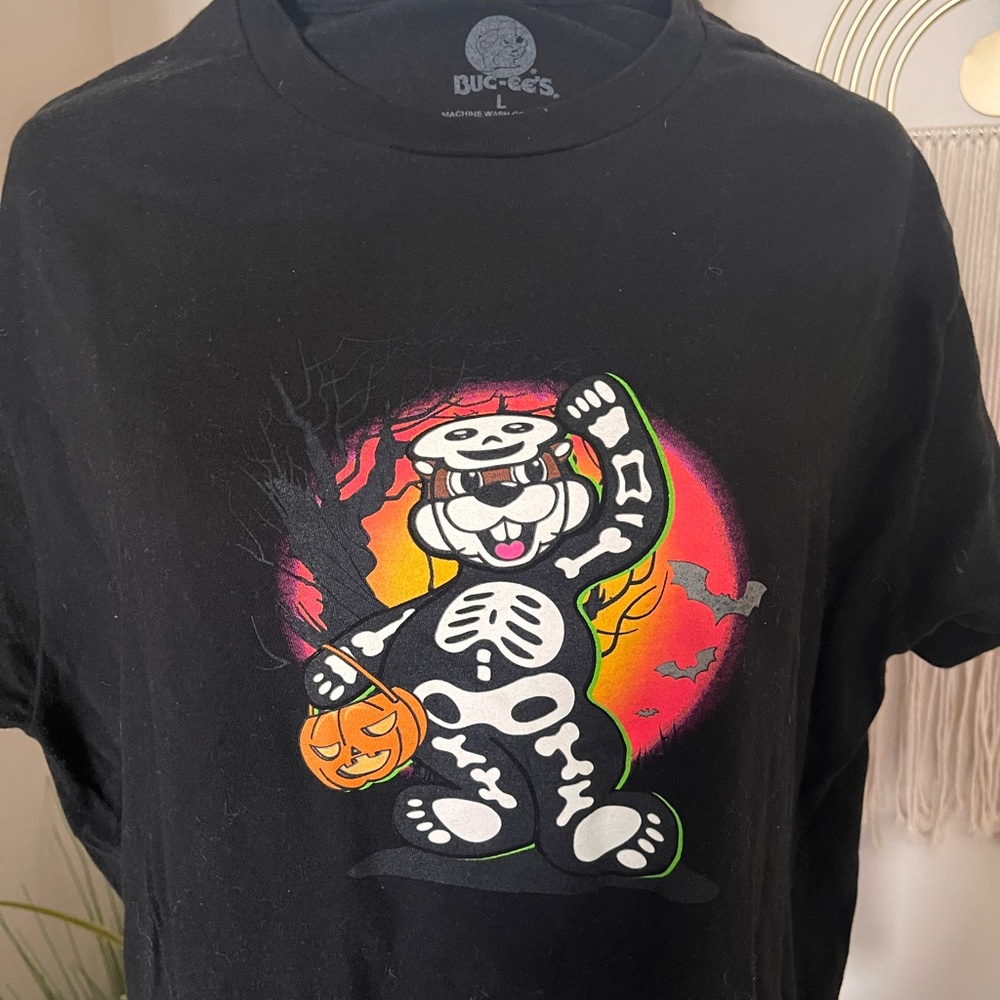 Buc-ee's Black Graphic T-Shirt Halloween Edition 2022